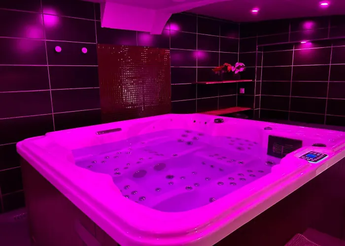 Apartment Jacuzzi Et Confort - 002